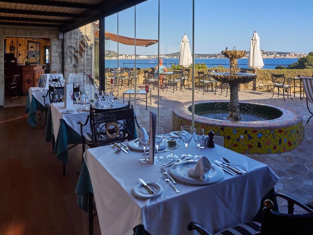Hotel Petit Cala Fornells ปาเกรา ภายนอก รูปภาพ