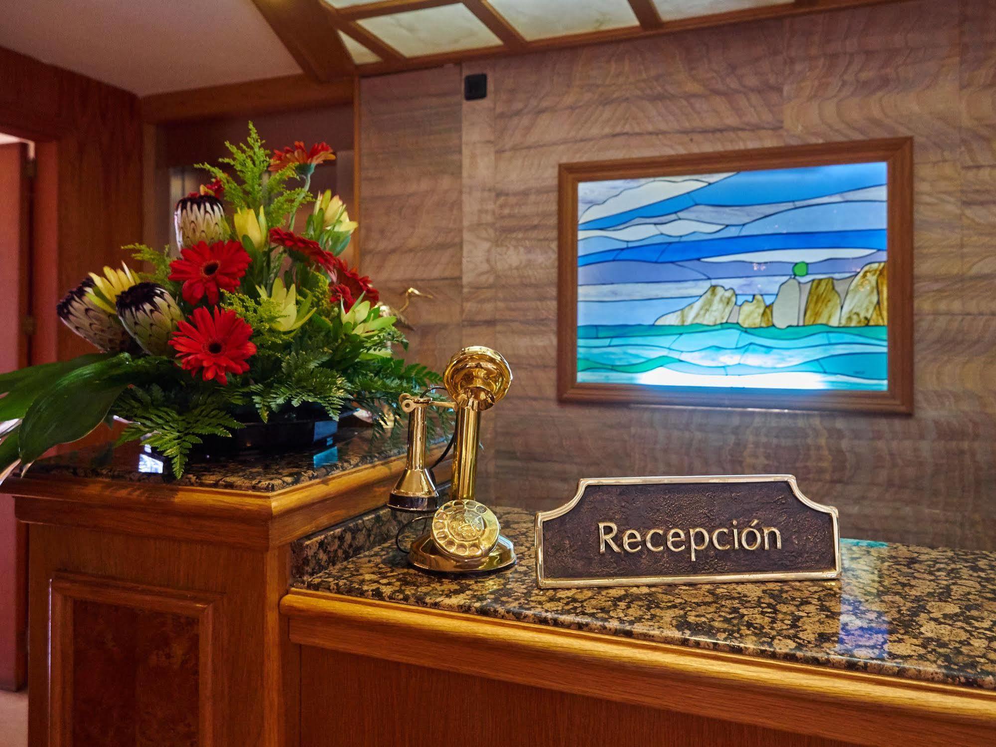 Hotel Petit Cala Fornells ปาเกรา ภายนอก รูปภาพ