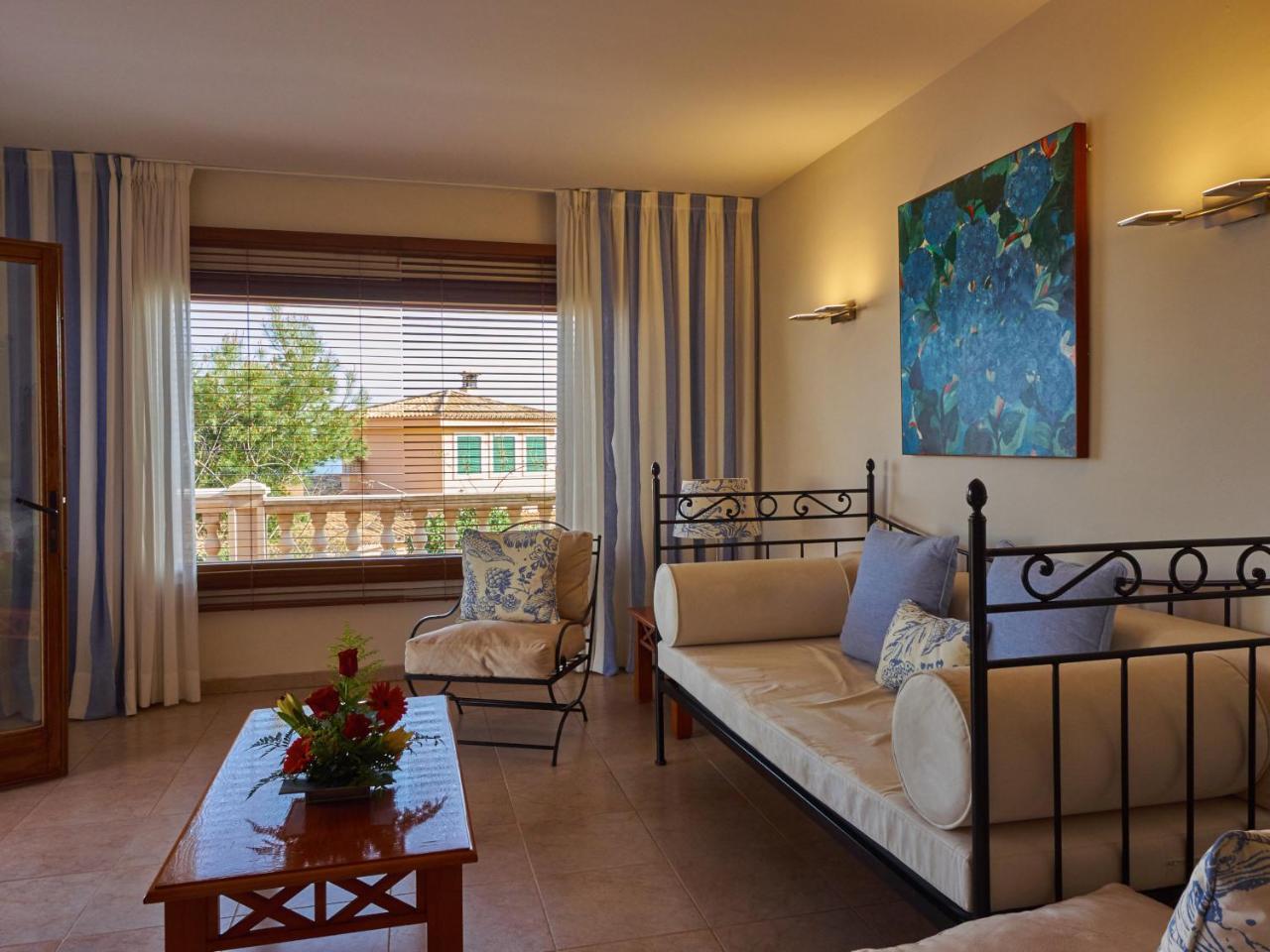 Hotel Petit Cala Fornells ปาเกรา ภายนอก รูปภาพ